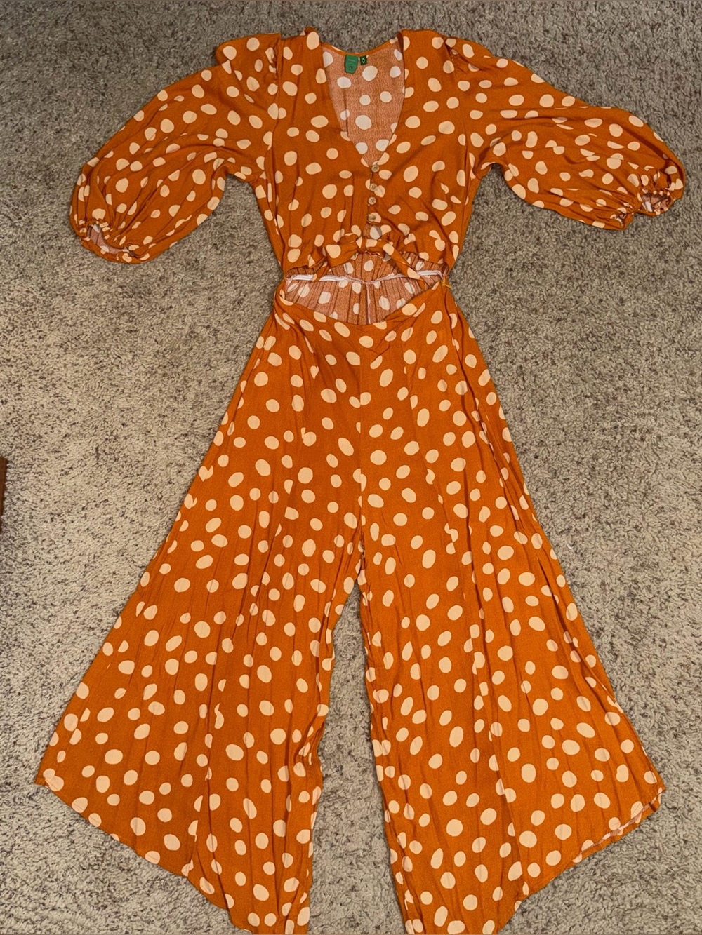 FARM RIO QUARTER SLEEVE WIDE LEG FLOWY POLKA DOT JUMPSUIT / ORANGE / SIZE MEDIUM